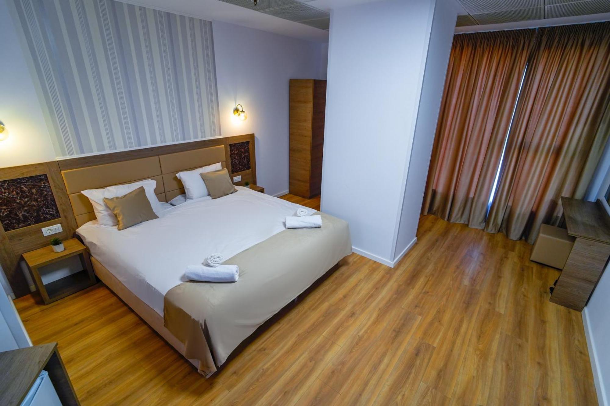Sir Fundeni Hotel Bükreş Dış mekan fotoğraf